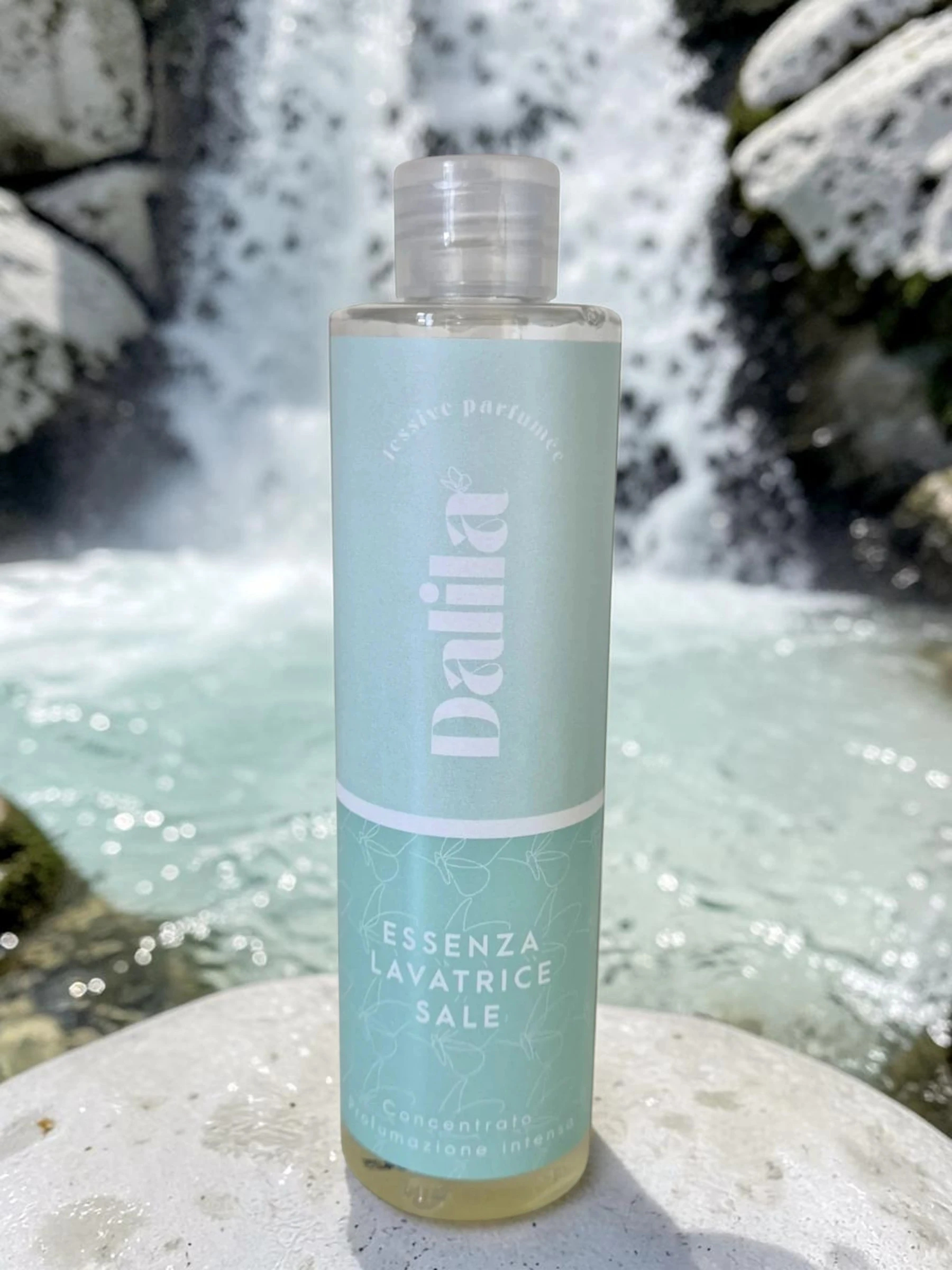 Essenza Luxury Parfume Sale