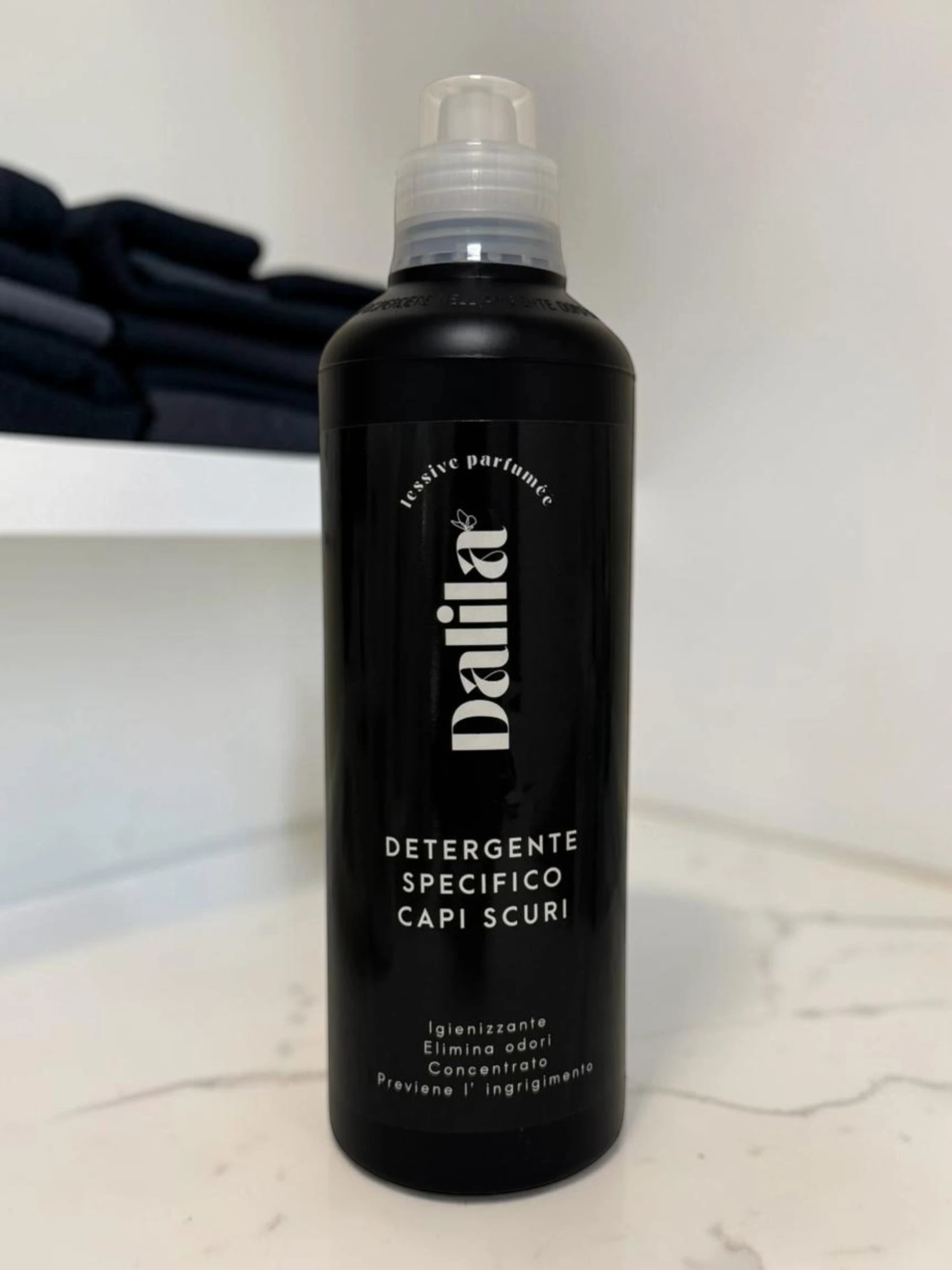 Detersivo specifico capi scuri